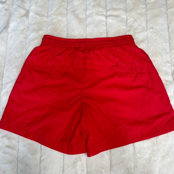 Northface Red Shorts - Picture 2 of 4